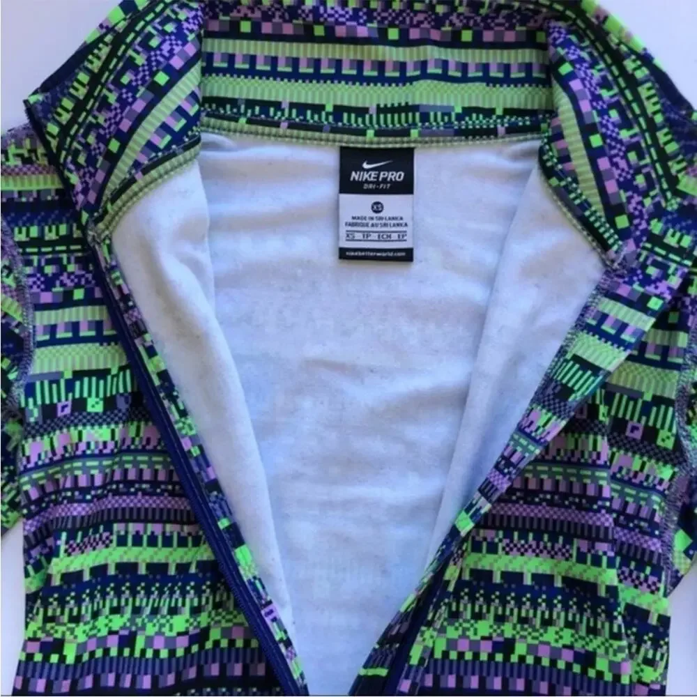 Nike Pro Dri Fit Long Sleeve Top Size XS Half Zip‎ Athletic Spandex Shirt
